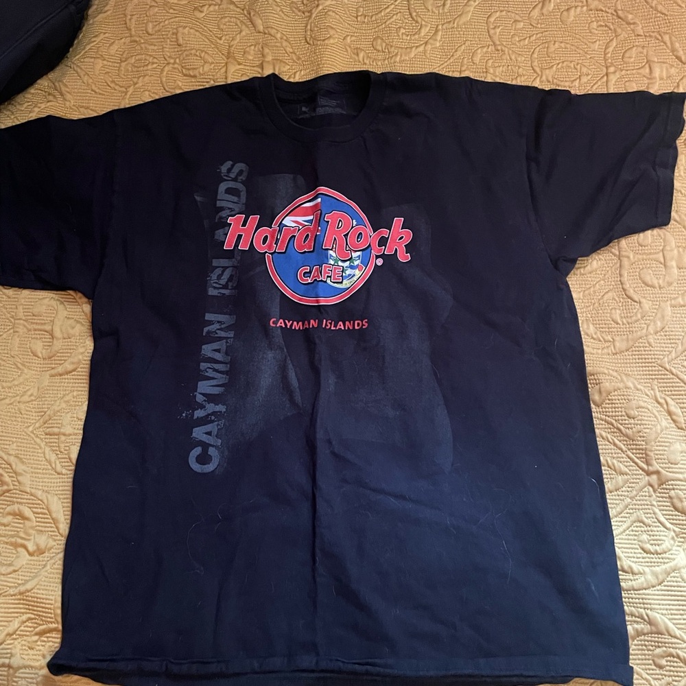 Hard Rock Cafe Cayman Islands Black T-shirt